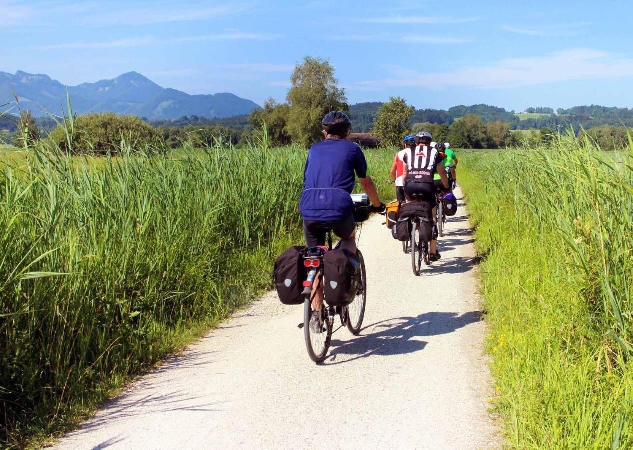 Lieblingseck Nachhaltige 5 Sterne Ferienwohnung Direkt Am Chiemsee Гштадт-ам-Кимзее Экстерьер фото